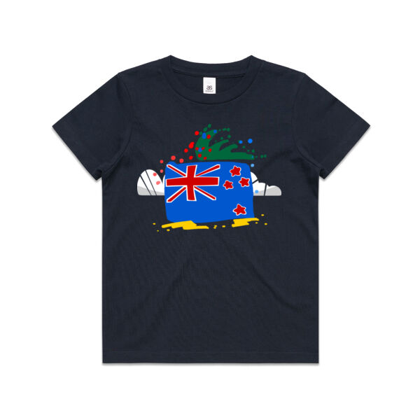 I love NZ (front pic) - child t-shirt Thumbnail
